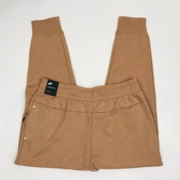 Nike Women’s Tech Fleece Jogger Sweatpants - Picture 8 of 8